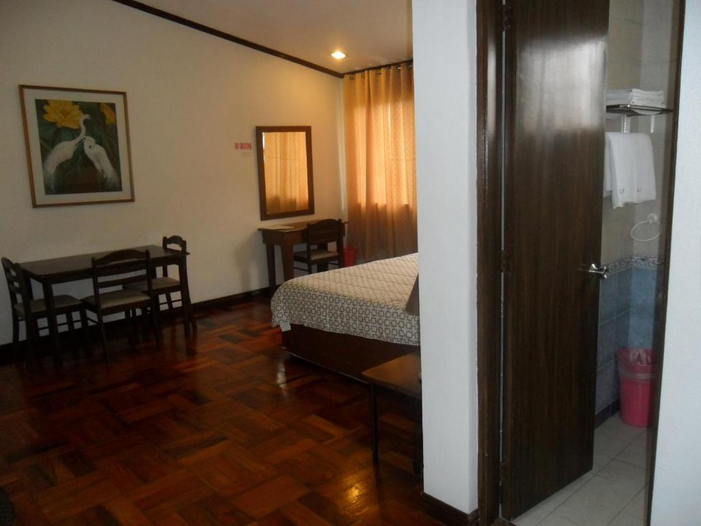 Tagaytay Econo Hotel Тагайтай Номер фото