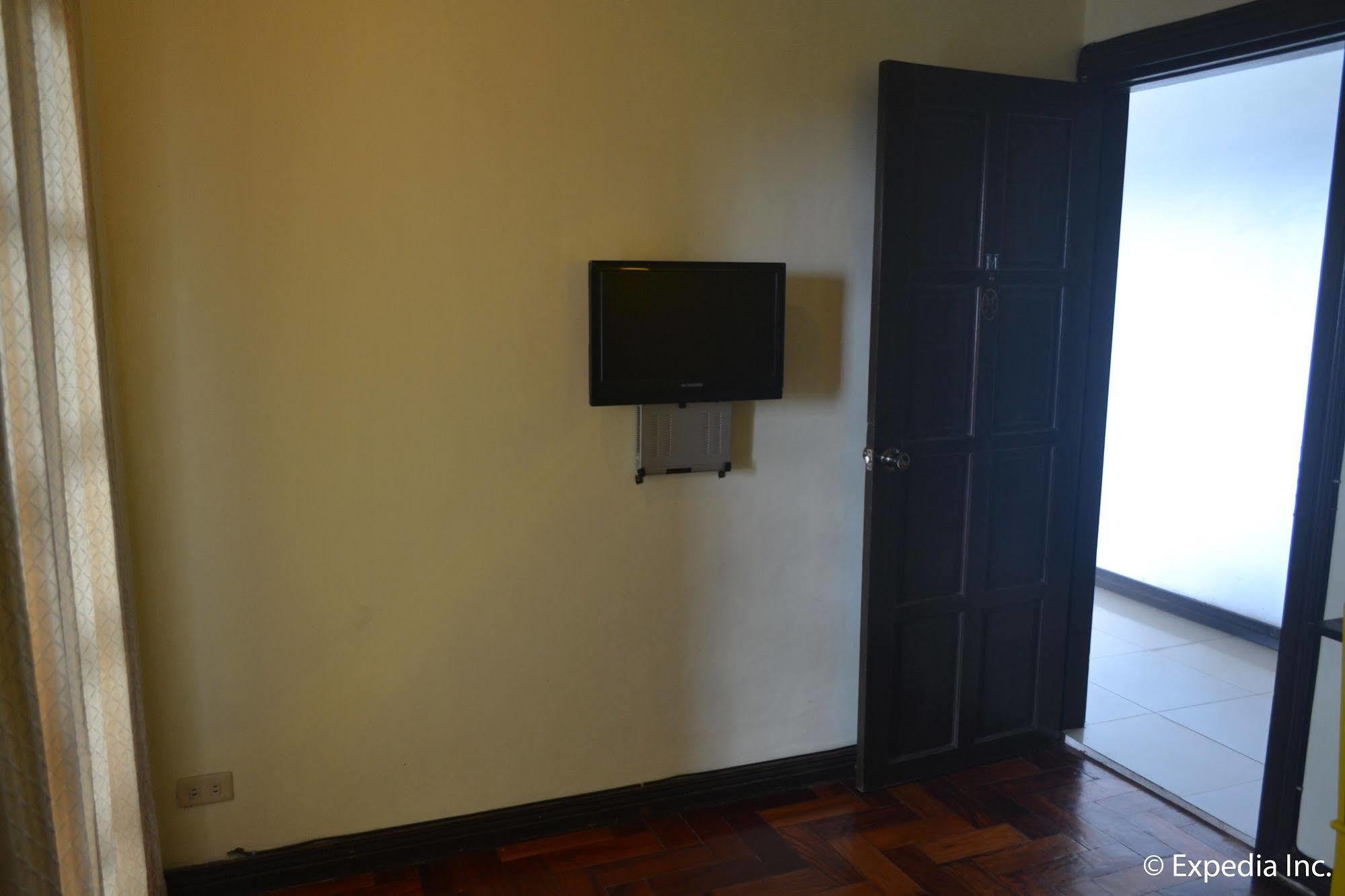 Tagaytay Econo Hotel Тагайтай Экстерьер фото