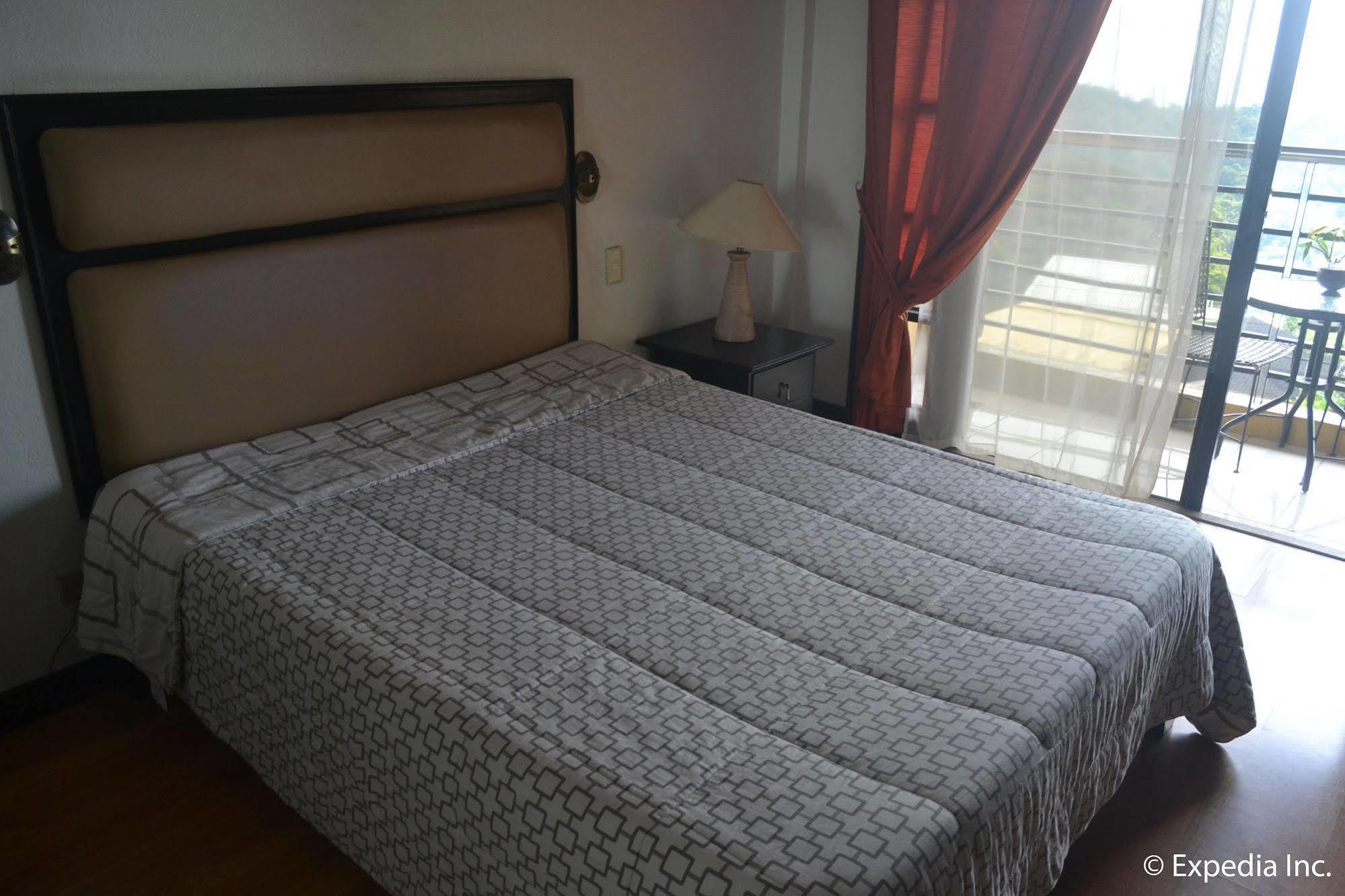 Tagaytay Econo Hotel Тагайтай Экстерьер фото
